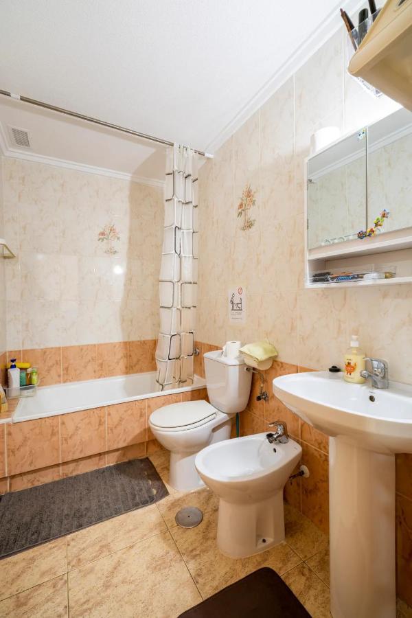 Apartamento Compartido - Solo El Dormitorio Es Privado Torrevieja Exterior foto